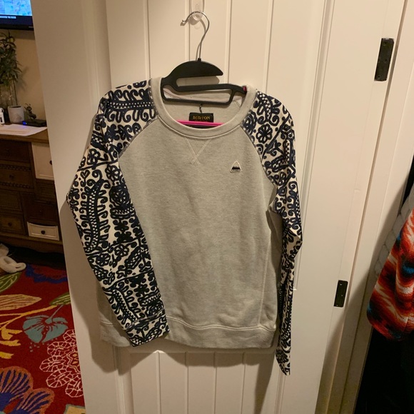 Women’s Burton Crew Neck Sweater - Picture 1 of 3